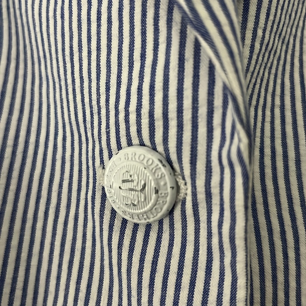 Brooks Brothers 2 seersucker white blu stripes blazer 2 metal white buttons - Picture 3 of 14